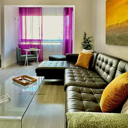 Hostiguest Coliving Leon Y Castillo لاس بالماس دي غران كاناريا