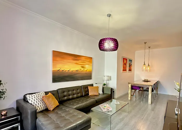 Πανσιόν Hostiguest Coliving Leon Y Castillo