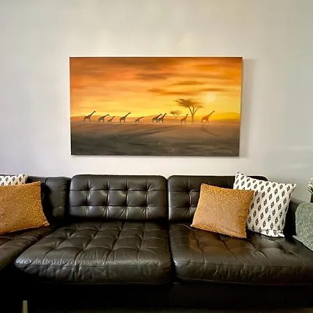 Hostiguest Coliving Leon Y Castillo * 라스팔마스