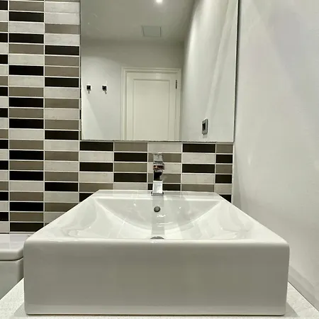 Hostiguest Coliving Leon Y Castillo