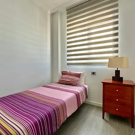 Hostiguest Coliving Leon Y Castillo Las Palmas de Gran Canaria