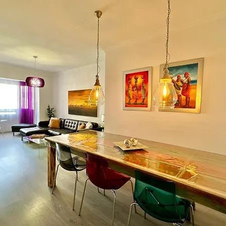 Hostiguest Coliving Leon Y Castillo Las Palmas de Gran Canaria
